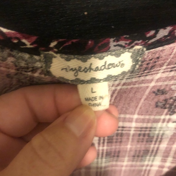 Strip button up short sleeve shirt - Picture 4 of 4